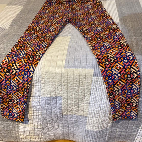 Leggings by LuLaRoe - Picture 1 of 3